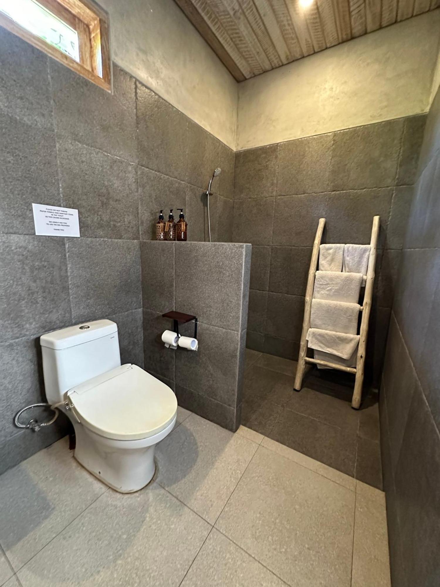 Penida Cottages At Diamond Beach Hills Polilit Екстериор снимка
